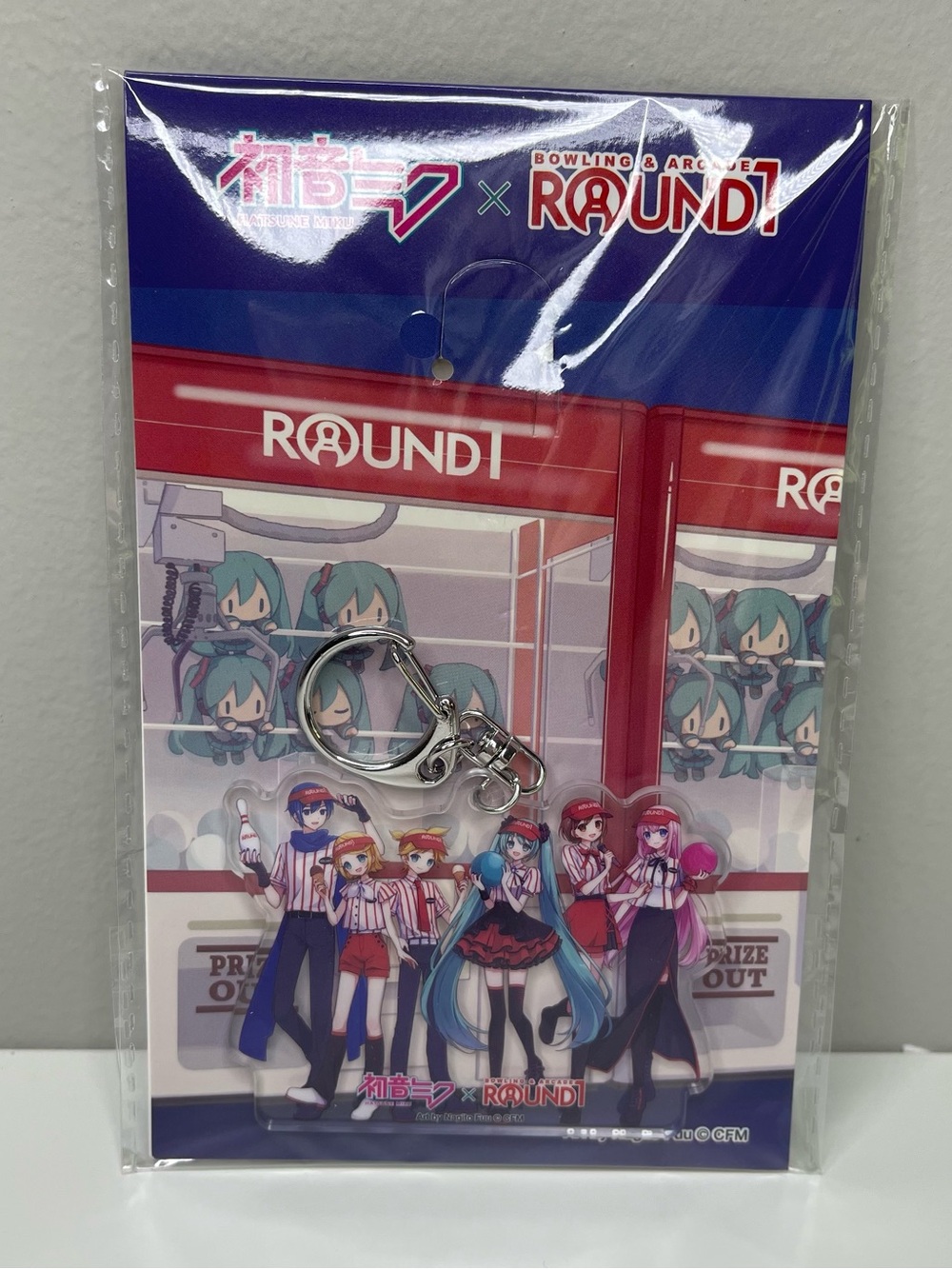 Hatsune Miku & Vocaloids x Round 1 Collab Acrylic Keychain NEW Limited Edition